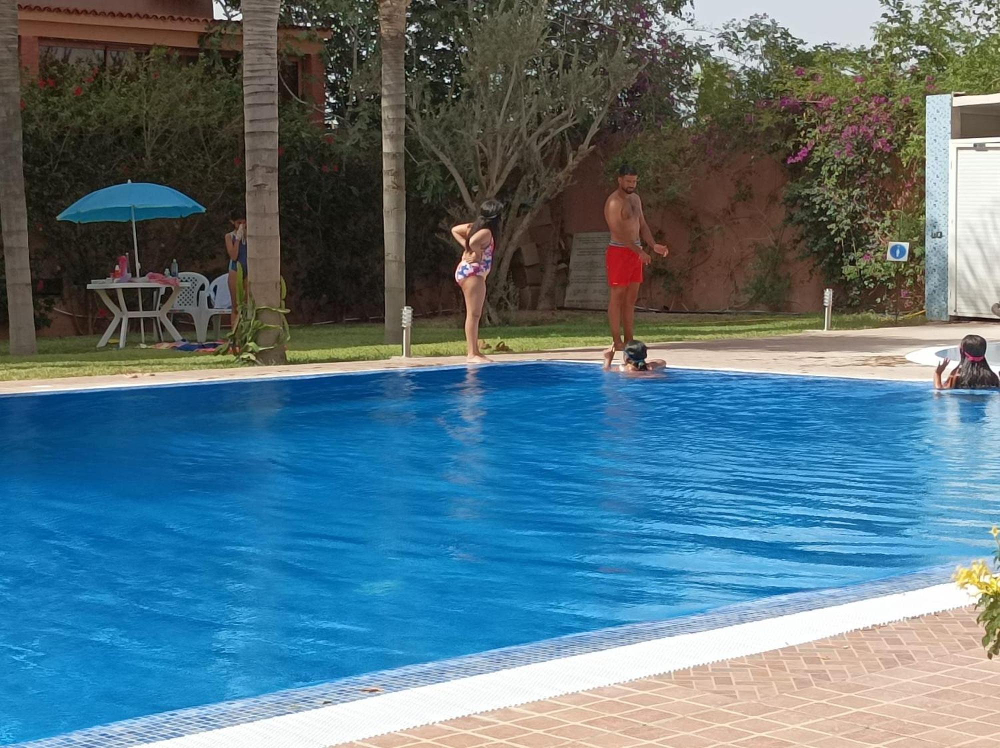 Appartement Haut Standing Vu Piscine Marrakesh Exterior foto